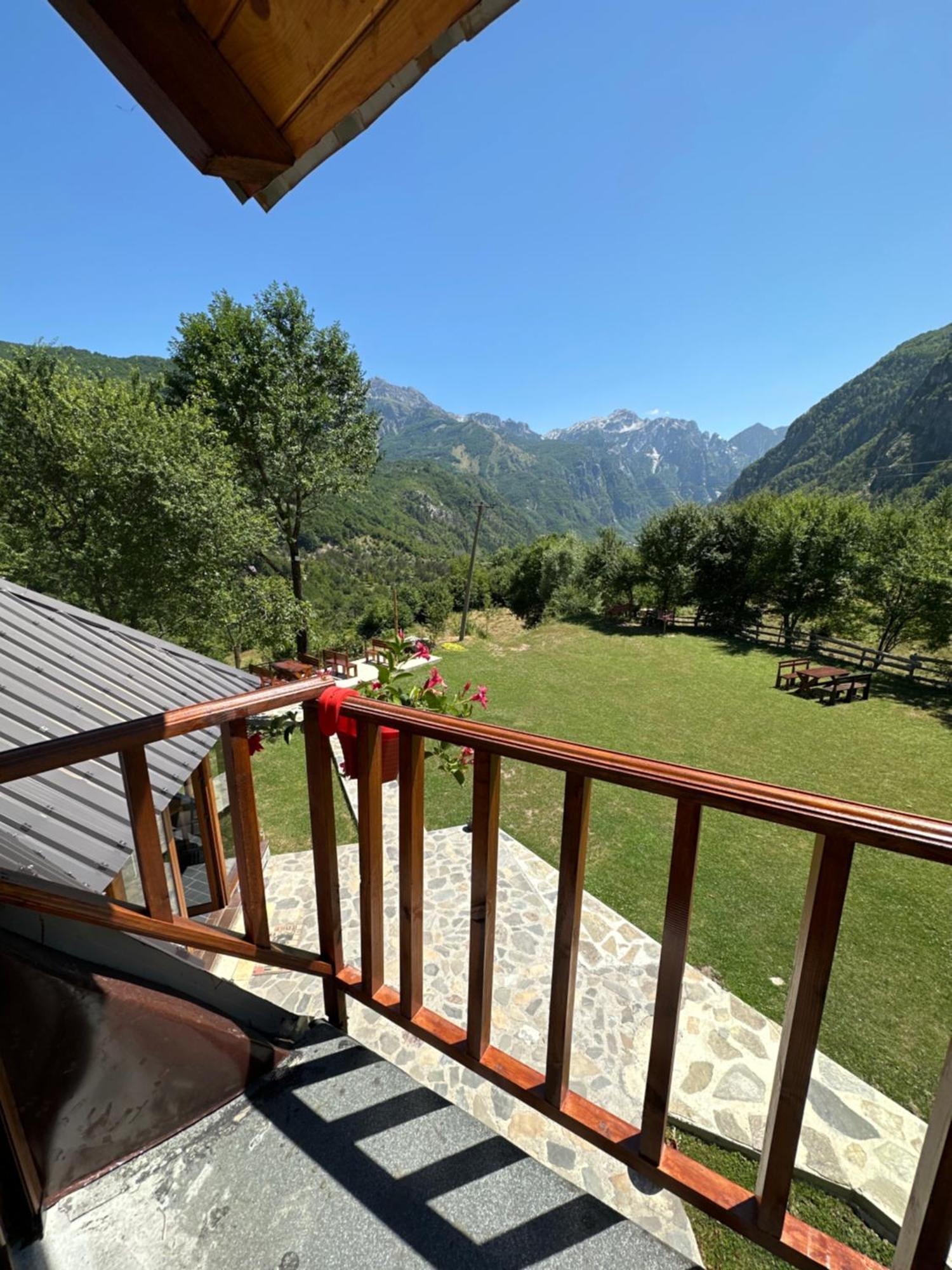 Отель Royal Land Тети Экстерьер фото